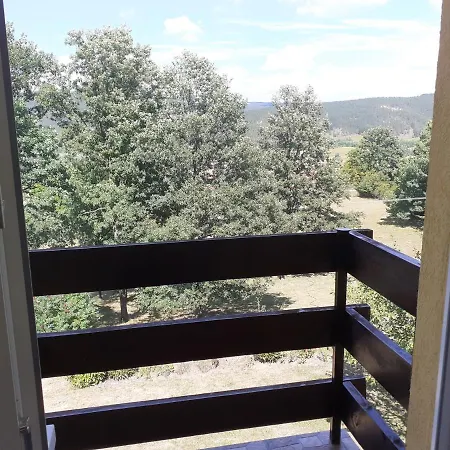 Lepa Kuca Tara * Kremna