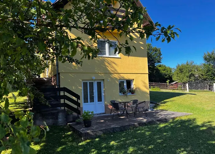 Lepa Kuca Tara Hébergement de vacances *